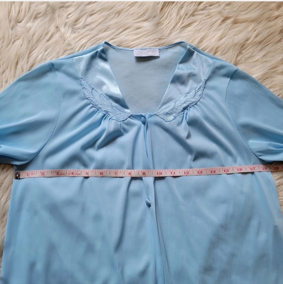 Vassarette Nightgown Robe Button Front Light Blue Nylon Size Small VTG - Picture 9 of 14